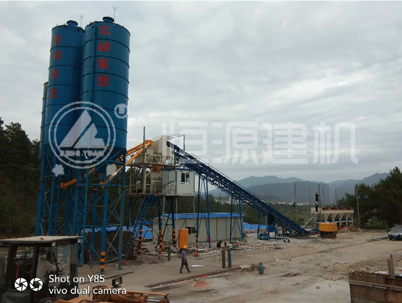 恒源建機(jī)1.5方混土攪拌站有哪兩種?